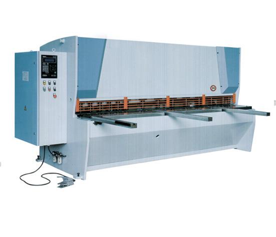 CNC Shearing Machine